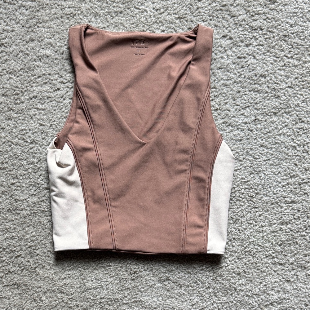 Elegant Women's Tan and Cream Crop Top